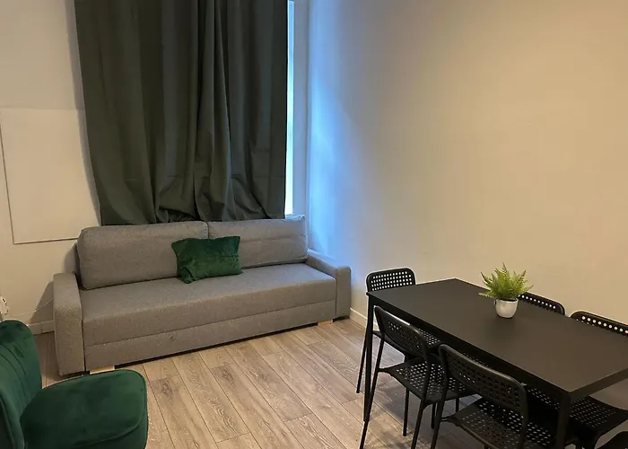 Budget-Friendly 2+1 Haven: Central Vienna Delight