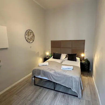 Budget-Friendly 2+1 Haven: Central Vienna Delight Exterior photo